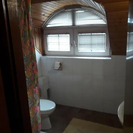 Bed & Breakfast Centrum Panzio Lelle
